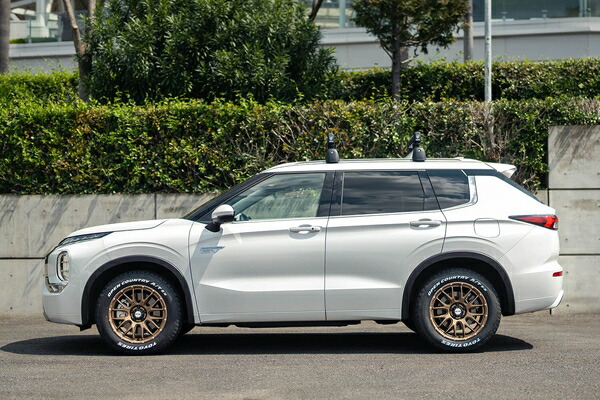 ウェッズアドベンチャー マッドヴァンス08 デリカD:5 CV5W 18インチ アルミホイール 1本 フリントブラック 0041133 WEDS WEDS ADVENTURE MUDVANCE 08